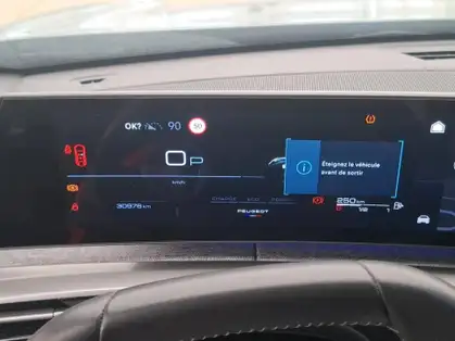 PEUGEOT 3008 ALLURE HYBRIDE 136 CV e-DCS6