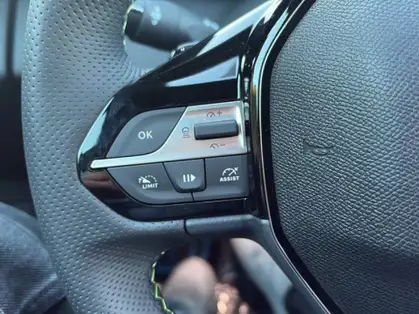 PEUGEOT 308 GT Hybrid 145 CV e-DCS6