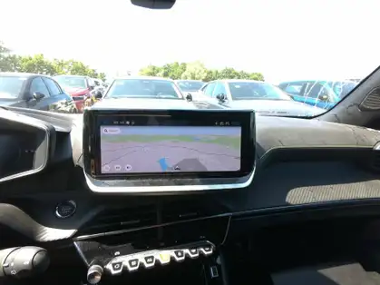 PEUGEOT 2008 Hybrid 145 ch e-DCS6 GT
