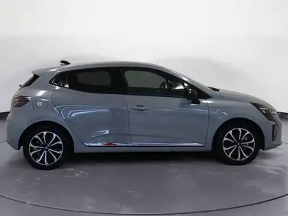 RENAULT CLIO V TECHNO E-Tech full hybrid 145 CV GSR2 
