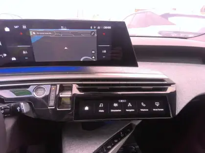 PEUGEOT 3008 ALLURE HYBRIDE 136 CV e-DCS6