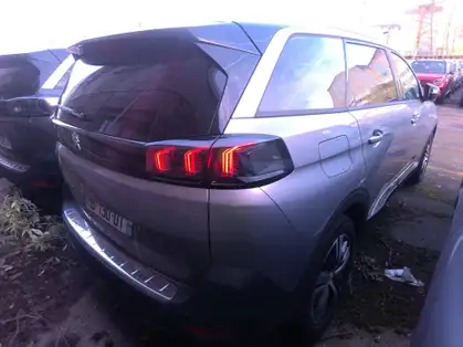 PEUGEOT 5008 ALLURE PACK HYBRIDE 136 CV E-DCS6