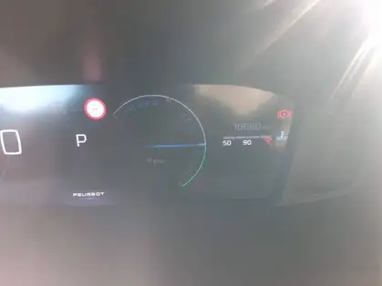 PEUGEOT 2008 ALLURE Hybrid 145 CV e-DCS6 