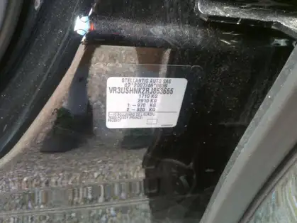 PEUGEOT 2008 ALLURE PURETECH 100 CV BVM6