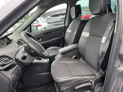 RENAULT GRAND SCENIC III dCi 110 Energy eco2 Business 7 pl