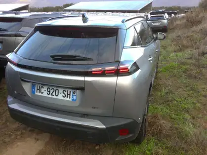 PEUGEOT 2008 50 kWh 136 ch GT