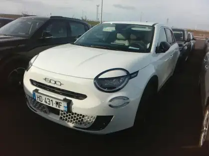 FIAT 600 LA PRIMA 1.2 Hybrid 110 CV eDCT6 
