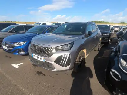 PEUGEOT 2008 GT HYBRID 136 CV E-DCS6