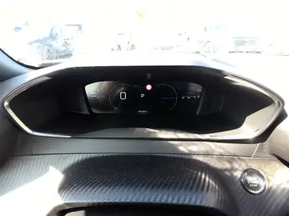PEUGEOT 2008 ALLURE Hybrid 145 CV e-DCS6 