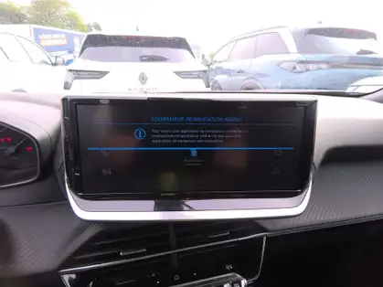 PEUGEOT 2008 STYLE Hybrid 145 e-DCS6