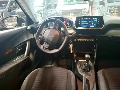 PEUGEOT 2008 ACTIVE 1.2 PURETECH 100 CV BVM6