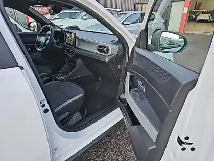 DACIA DUSTER EXTREME Hybrid 140 CV 