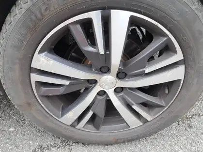 PEUGEOT 3008 SUV 3008 GT LINE 1.5 BLUEHDI 130CH S&S EAT8 