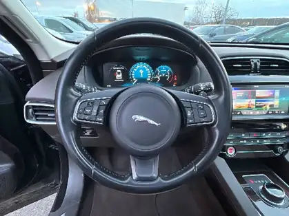 JAGUAR F-PACE PRESTIGE 2.0 D 180 CV AWD BVA8 