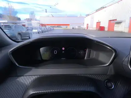 PEUGEOT 2008 ALLURE Hybrid 145 CV e-DCS6 