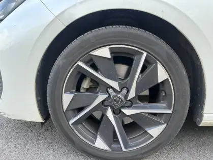 PEUGEOT 308 ALLURE PACK 1.5 BLUEHDI 130 CV BVM6