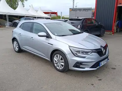 RENAULT MEGANE IV TCe 115 FAP - 21B Business