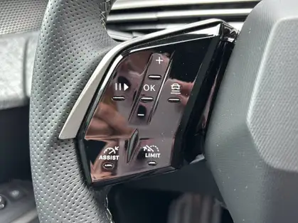 PEUGEOT 3008 GT Hybrid 145 e-DCS6