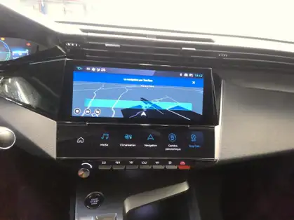 PEUGEOT 308 ALLURE Hybrid 136 e-DCS6 