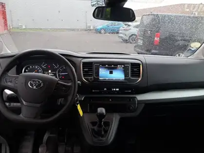TOYOTA PROACE COMBI Long 115 D-4D BVM6 Dynamic - 8P