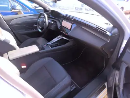 PEUGEOT 408 GT HYBRID 136 CV e-DCS6