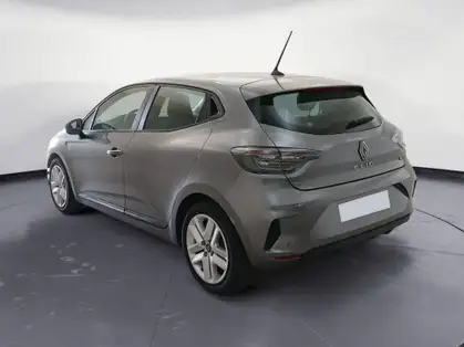RENAULT CLIO V EVOLUTION E-Tech full hybrid 145 CV 