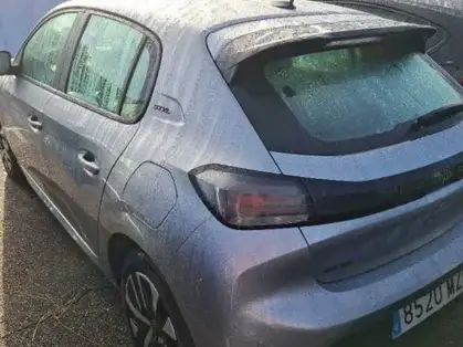 PEUGEOT 208 Hybrid 110 ch e-DCS6 Style