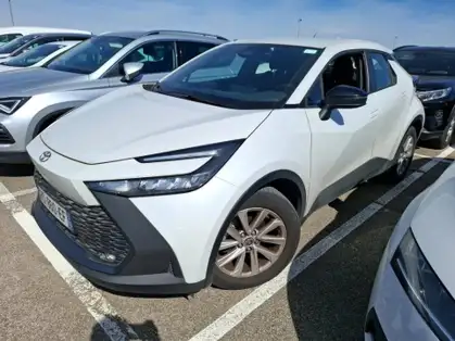 TOYOTA C-HR Hybride 140 Design Business