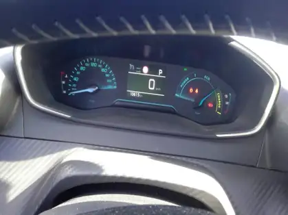 PEUGEOT 208 Hybrid 110 ch e-DCS6 Style