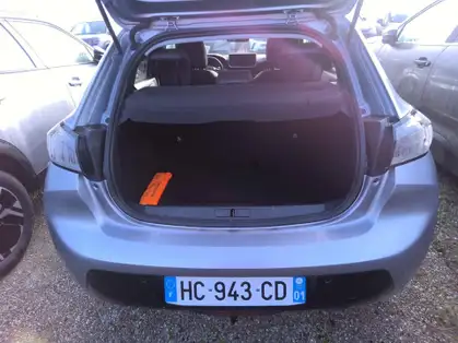 PEUGEOT 208 ALLURE HYBRID 100 CV E-DCS6