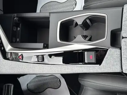 PEUGEOT 3008 GT Hybrid 145 e-DCS6