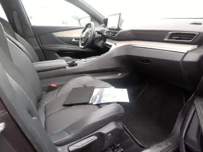 PEUGEOT 3008 GT HYBRID 136 CV E-DCS6