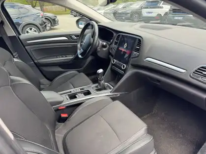 RENAULT MEGANE IV ESTATE INTENS TCe 140 CV BVM