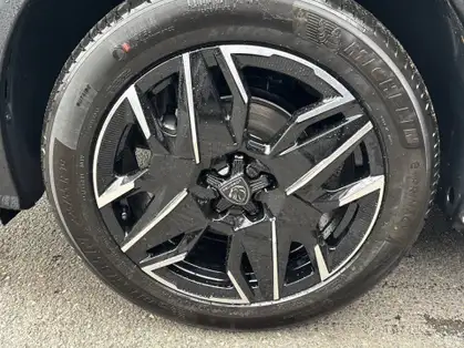 PEUGEOT 3008 GT Hybrid 145 e-DCS6