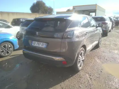 PEUGEOT 3008 ALLURE PACK HYBRID 136 CV E-DCS6