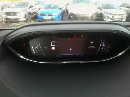 PEUGEOT 3008 3008 ALLURE PACK 1.2 PURETECH 130 CV BVM6