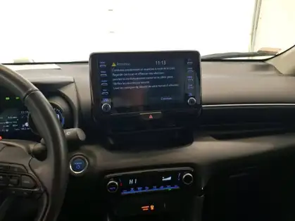 TOYOTA YARIS HYBRIDE 116h Design