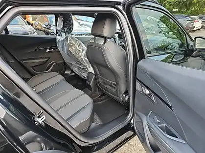 PEUGEOT 2008 Hybrid 145 ch e-DCS6 GT
