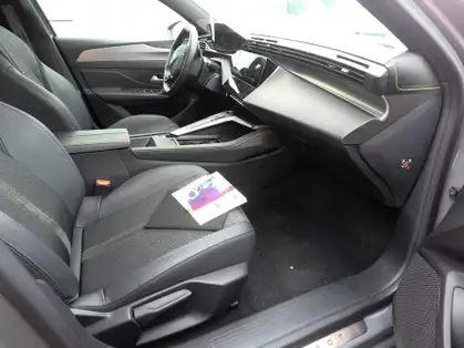 PEUGEOT 408 GT HYBRID 136 CV e-DCS6