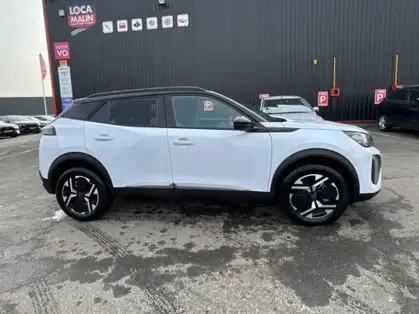 PEUGEOT 2008 GT HYBRID 136 CV E-DCS6