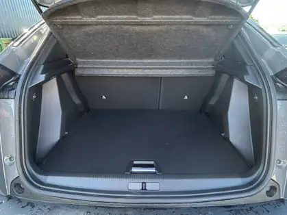 PEUGEOT 2008 GT Hybrid 145 CV e-DCS6 