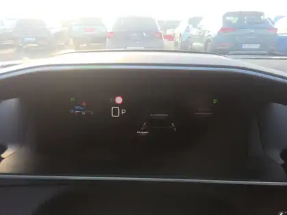 PEUGEOT 2008 GT HYBRID 136 CV E-DCS6