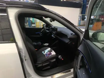 PEUGEOT 2008 GT Hybrid 145 CV e-DCS6 