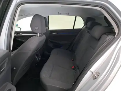 VOLKSWAGEN GOLF 1.0 eTSI OPF 110 DSG7 Life Business
