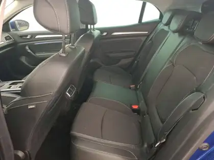 PEUGEOT 3008 Blue dCi 115 EDC Techno