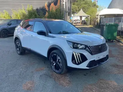 PEUGEOT 2008 GT HYBRID 136 CV E-DCS6