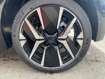 PEUGEOT 208 GT Hybrid 145 CV e-DCS6