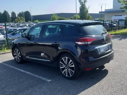 RENAULT SCENIC IV TCe 160 FAP EDC Initiale Paris
