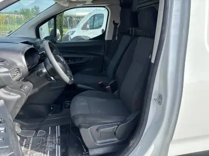 TOYOTA PROACE CITY FOURGON RC21 MEDIUM 1.5L 100 D-4D BVM5 ACTIVE