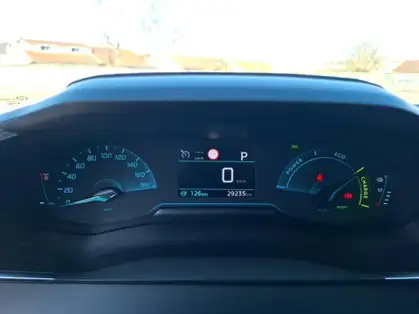 PEUGEOT 208 50 kWh 136ch Active